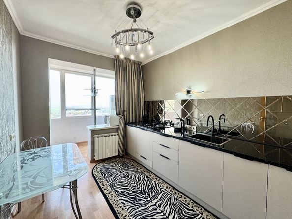 
  Продается 1-комн. квартира, 40 м², 40-летия Победы пр-кт, д. 79
. Фото 1.