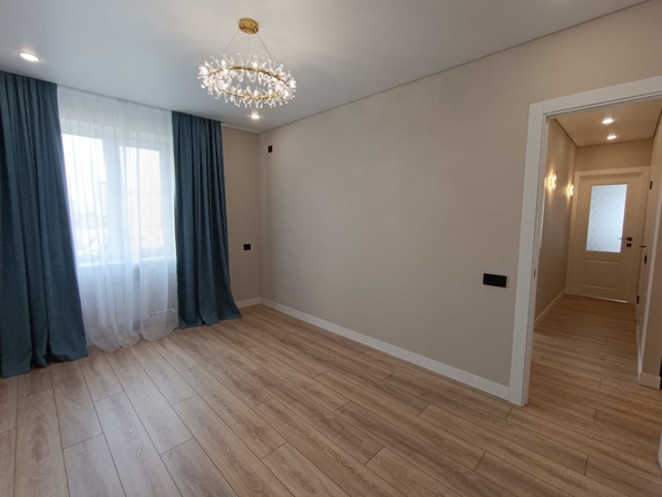 
  Продается 3-комн. квартира, 54.5 м², Соколова пр-кт, д. 75
. Фото 9.