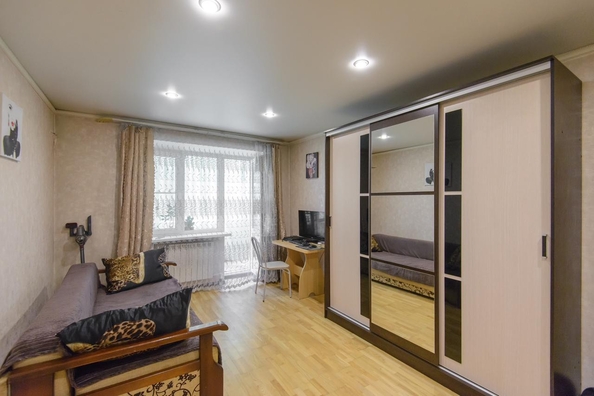 
  Продается 3-комн. квартира, 62.2 м², М.Горького ул, д. 362
. Фото 2.