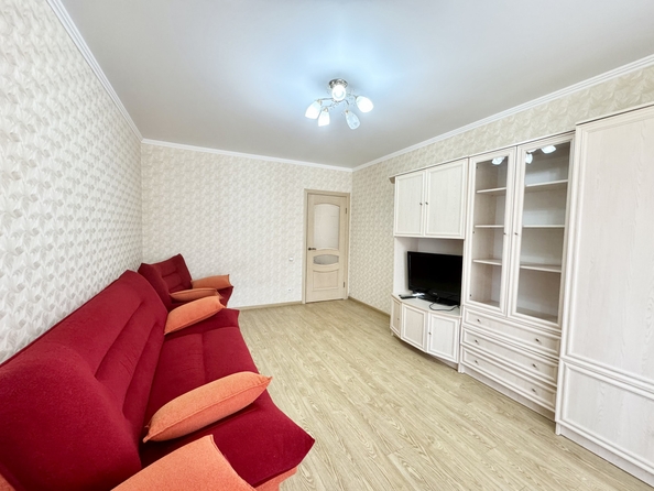 
  Продается 1-комн. квартира, 42 м², Вересаева ул, д. 103
. Фото 3.