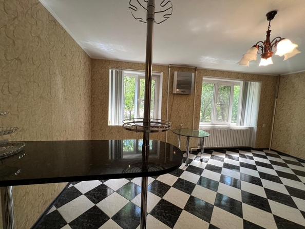 
  Продается 2-комн. квартира, 53.8 м², Нансена ул, д. 121
. Фото 8.