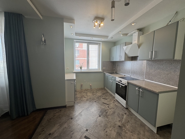 
  Продается 2-комн. квартира, 70 м², Зорге ул, д. 11
. Фото 10.