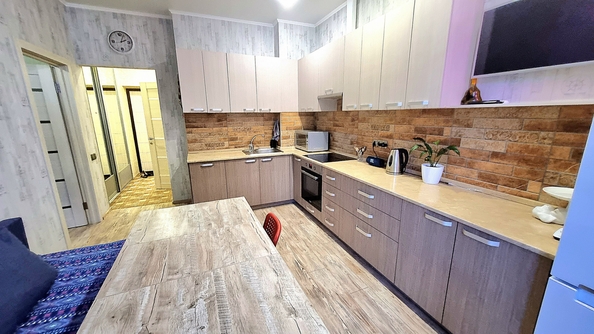 
  Продается 1-комн. квартира, 39 м², Доломановский пер, д. 118/2
. Фото 1.