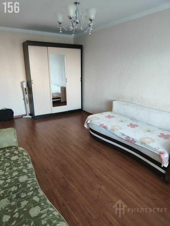 
  Продается 1-комн. квартира, 38 м², Жмайлова ул, д. 23
. Фото 4.
