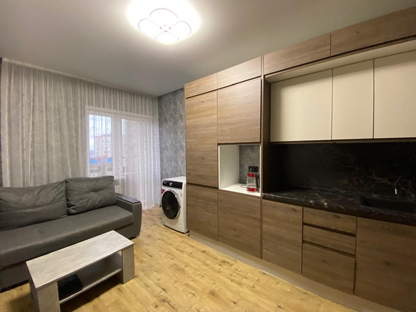 
  Продается 1-комн. квартира, 42 м², Доломановский пер, д. 128
. Фото 1.