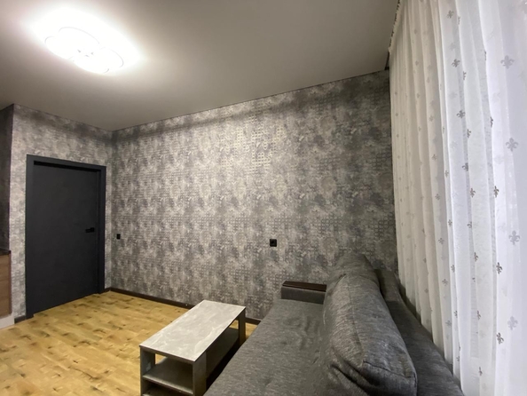 
  Продается 1-комн. квартира, 42 м², Доломановский пер, д. 128
. Фото 2.