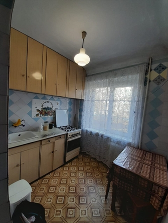 
  Продается 3-комн. квартира, 49 м², Малиновского ул, д. 10
. Фото 4.