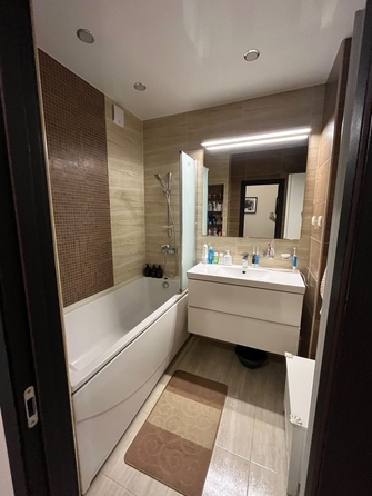 
  Продается 3-комн. квартира, 84.7 м², Жмайлова ул, д. 4е
. Фото 6.