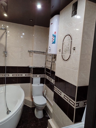 
  Продается 2-комн. квартира, 53 м², Салютина пер, д. 2
. Фото 8.