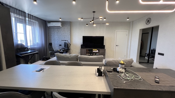 
  Продается 3-комн. квартира, 100 м², 2-я Баррикадная ул, д. 4с3
. Фото 17.