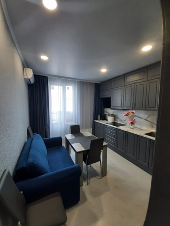 
  Продается 2-комн. квартира, 56 м², Ткачева ул, д. 25
. Фото 2.