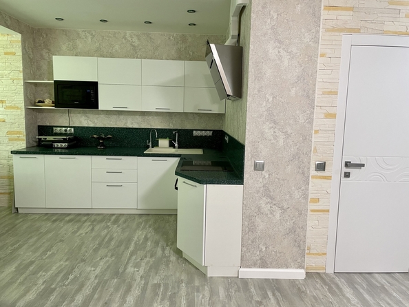 
  Продается 2-комн. квартира, 52.8 м², Шолохова пр-кт, д. 211/1
. Фото 7.