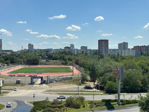 
  Продается 1-комн. квартира, 39 м², Комарова б-р, д. 1
. Фото 10.