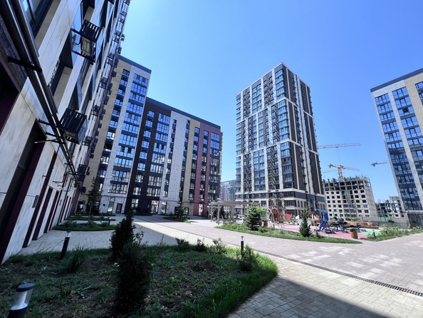 
  Продается 2-комн. квартира, 61 м², Берберовская ул, д. 19
. Фото 9.