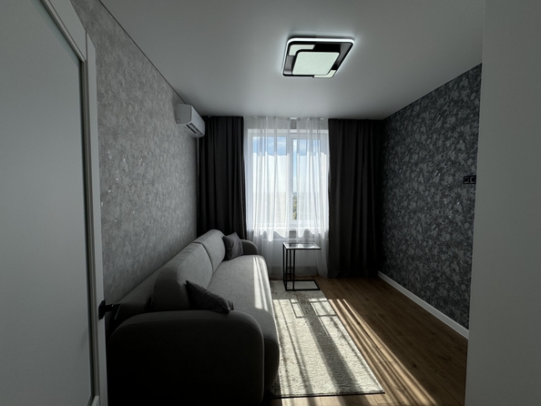 
  Продается 2-комн. квартира, 50 м², Ткачева ул, д. 40
. Фото 4.