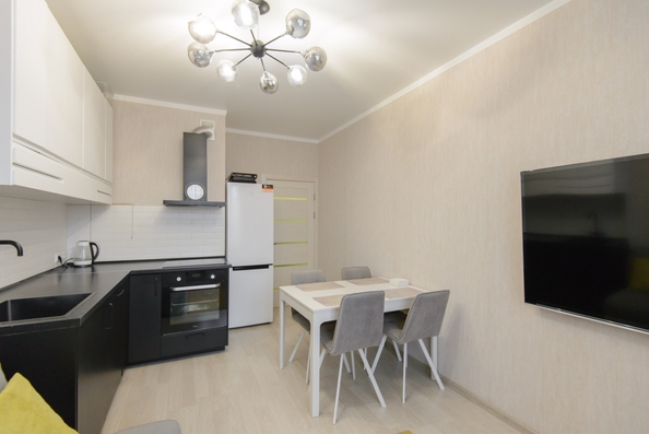 
  Продается 2-комн. квартира, 55 м², Солженицына пр-кт, д. 21
. Фото 3.