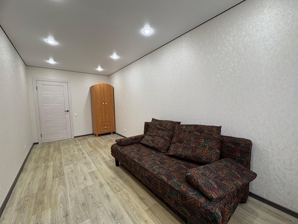 
  Сдается 2-комн. квартира, 42 м², Университетский пер, д. 131
. Фото 6.