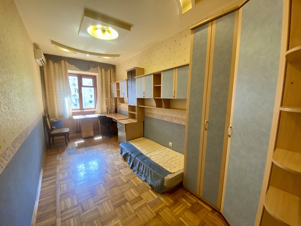 
  Продается 3-комн. квартира, 57 м², Новолесная ул, д. 3
. Фото 8.