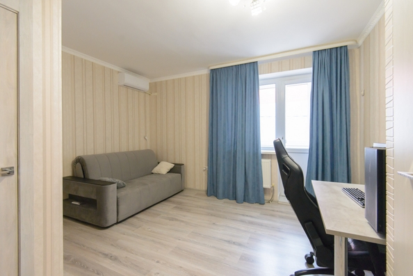 
  Продается 2-комн. квартира, 48 м², Ясный пер, д. 6
. Фото 2.