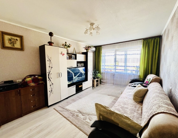 
  Продается 3-комн. квартира, 62.2 м², Вятская ул, д. 57
. Фото 4.