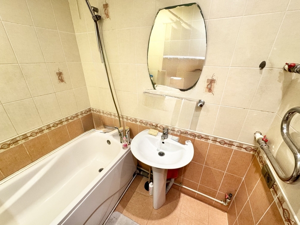 
  Продается 2-комн. квартира, 60 м², 40-летия Победы пр-кт, д. 75
. Фото 6.