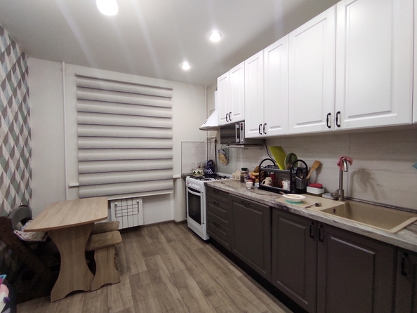 
  Продается 3-комн. квартира, 70 м², 40-летия Победы пр-кт, д. 43
. Фото 1.
