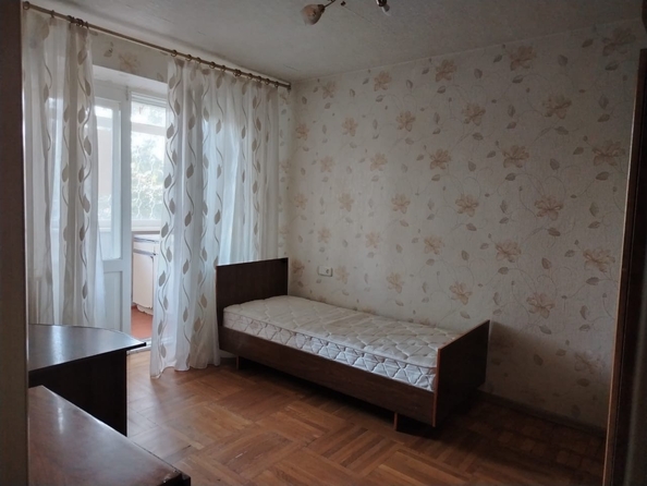 
  Продается 3-комн. квартира, 60 м², 1-я Баррикадная ул, д. 48
. Фото 13.