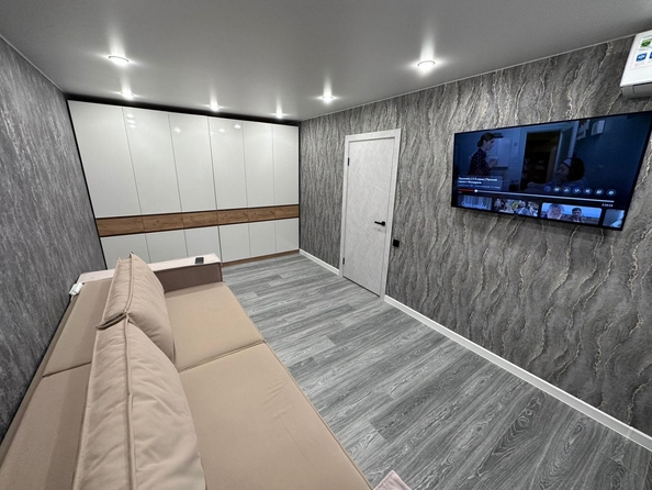 
  Продается 2-комн. квартира, 48 м², Королева пр-кт, д. 6/1
. Фото 6.