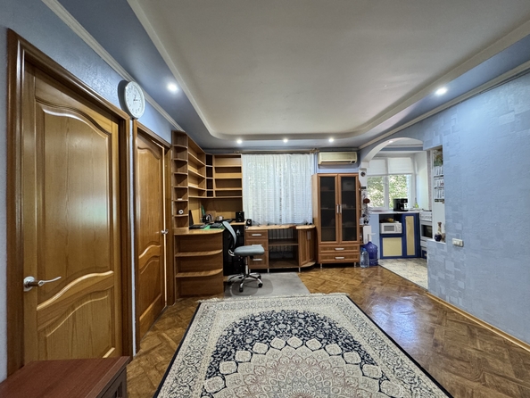 
  Продается 3-комн. квартира, 50.8 м², 40-летия Победы пр-кт, д. 63
. Фото 2.