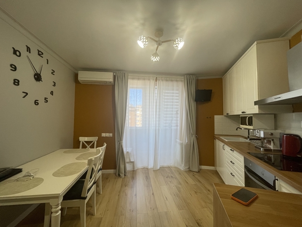 
  Продается 2-комн. квартира, 65 м², 2-я Володарского ул, д. 166/6
. Фото 16.