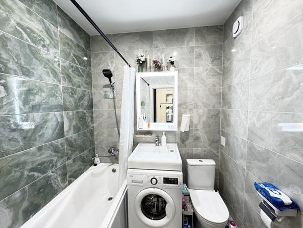 
  Продается 1-комн. квартира, 37.8 м², Берберовская ул, д. 2/101
. Фото 15.