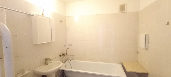
  Продается 1-комн. квартира, 36 м², Лелюшенко ул, д. 15
. Фото 6.