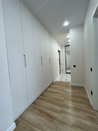 
  Продается 2-комн. квартира, 52 м², Стабильная ул, д. 3
. Фото 8.