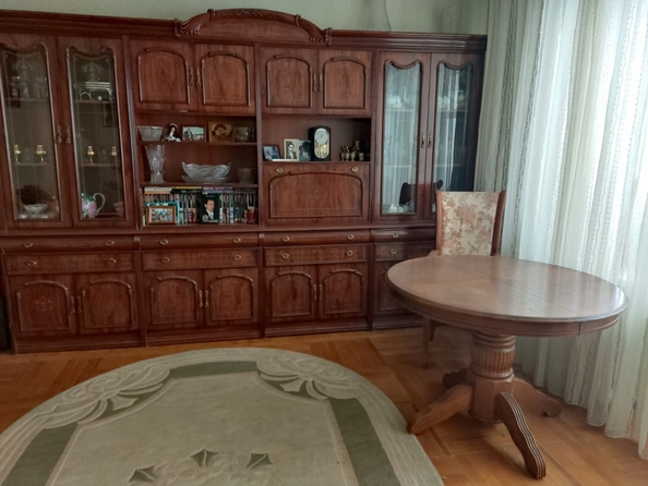 
  Продается 3-комн. квартира, 52.1 м², Халтуринский пер, д. 61/22
. Фото 2.