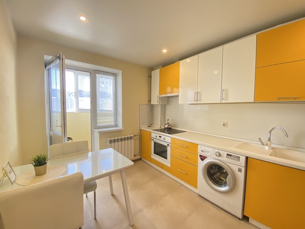
  Продается 2-комн. квартира, 54 м², Заводская ул, д. 11
. Фото 4.