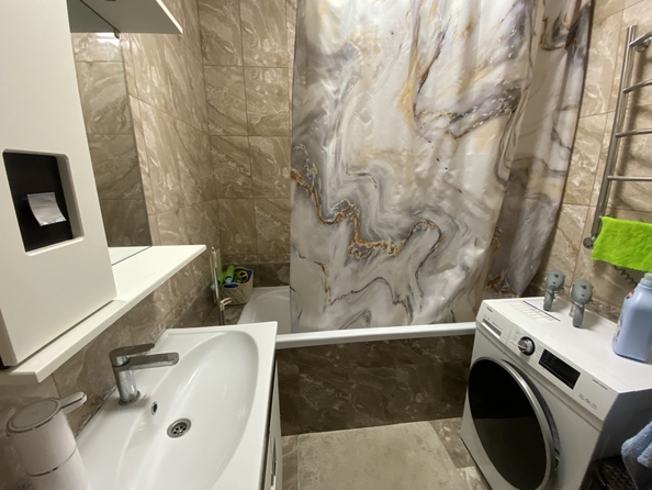 
  Продается 2-комн. квартира, 57 м², Шаповалова ул, д. 1
. Фото 7.