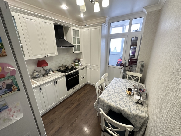 
  Продается 2-комн. квартира, 50.1 м², 45-я линия ул, д. 60/72
. Фото 12.