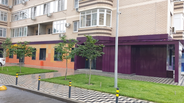 
  Продается 2-комн. квартира, 70 м², Нансена ул, д. 103/1
. Фото 18.