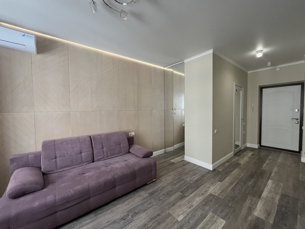 
  Продается 1-комн. квартира, 38 м², Тельмана ул, д. 110
. Фото 2.