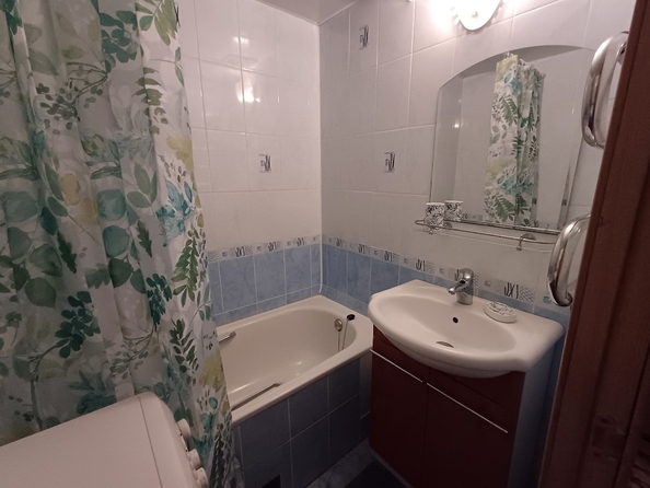 
  Продается 3-комн. квартира, 64.9 м², Комарова б-р, д. 18/2
. Фото 8.