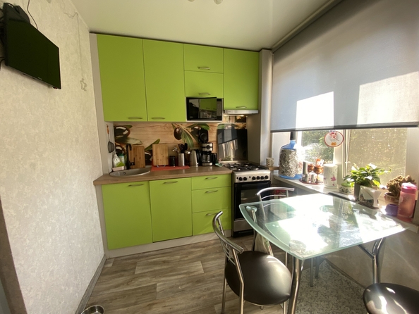 
  Продается 3-комн. квартира, 49 м², Зорге ул, д. 2
. Фото 3.