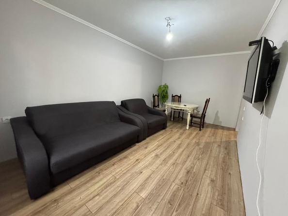 
  Продается 3-комн. квартира, 62.5 м², Батуринская ул, д. 15
. Фото 2.