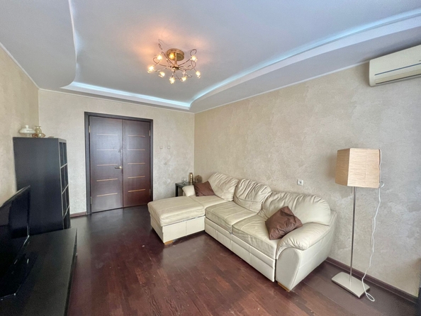 
  Продается 4-комн. квартира, 92.7 м², 339-й Стрелковой Дивизии ул, д. 25/2
. Фото 5.