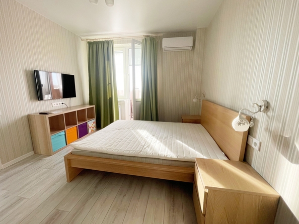 
  Продается 2-комн. квартира, 54.8 м², Дунаевского пер, д. 17
. Фото 5.