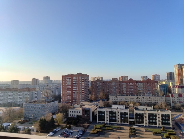
  Продается 2-комн. квартира, 54 м², Комарова б-р, д. 9/4
. Фото 15.