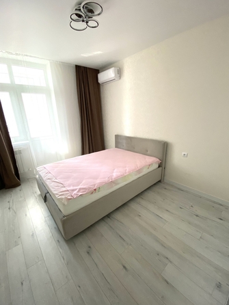 
  Продается 2-комн. квартира, 55 м², Берберовская ул, д. 4
. Фото 2.