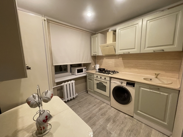 
  Продается 2-комн. квартира, 58 м², Крепостной пер, д. 77
. Фото 8.