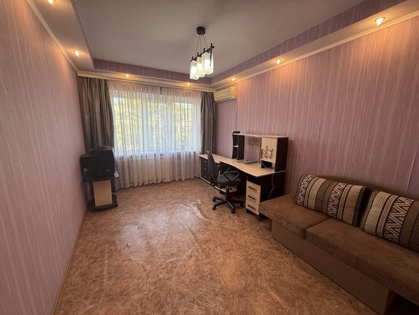 
  Продается 2-комн. квартира, 46 м², 1-я Краснодарская ул, д. 96
. Фото 3.