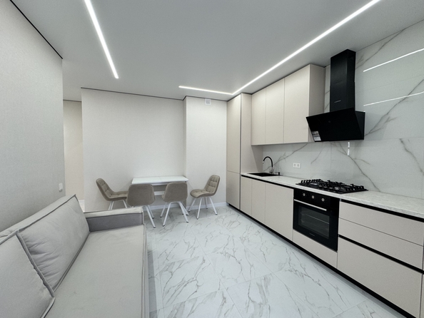 
  Продается 2-комн. квартира, 60 м², Берберовская ул, д. 9
. Фото 2.