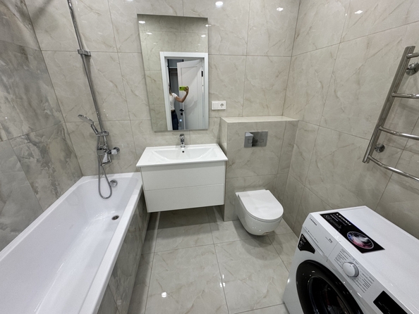 
  Продается 1-комн. квартира, 37 м², Вересаева ул, д. 102
. Фото 6.